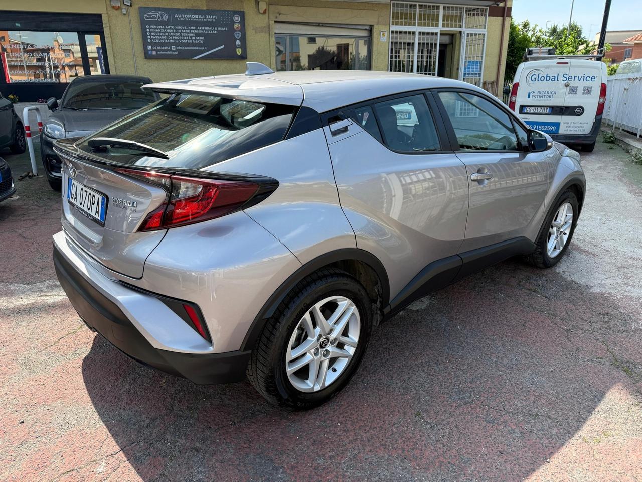 Toyota C-HR Hybrid Lounge *RETROCAMERA