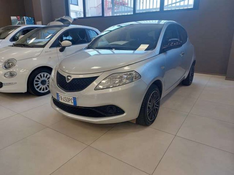 Lancia Ypsilon 1.2 Gold 69cv my18