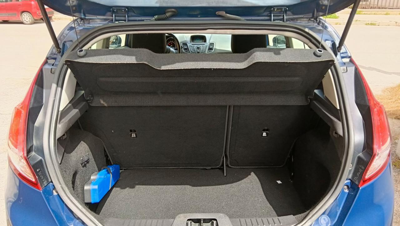 FORD FIESTA 1.2 BENZ -PREZZO PROMO!