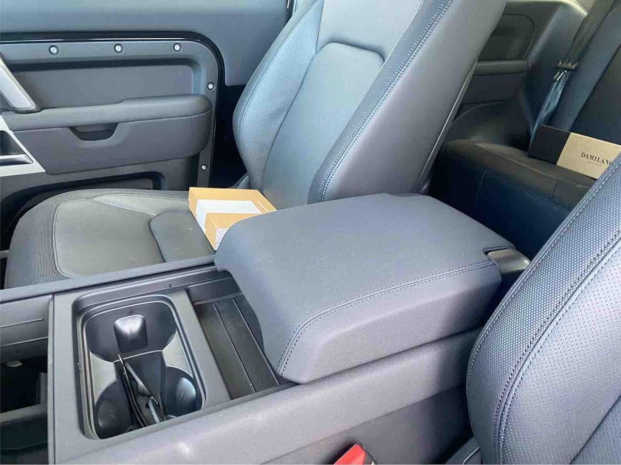 Land Rover Defender 90 3.0D I6 250 CV AWD Auto X-Dynamic SE