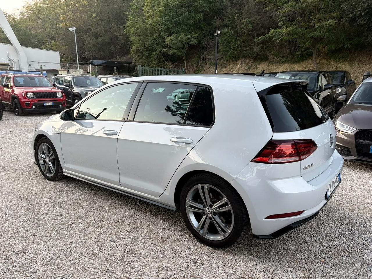 Volkswagen Golf 1.4 TSI R-Line Executive BlueMotion Technology