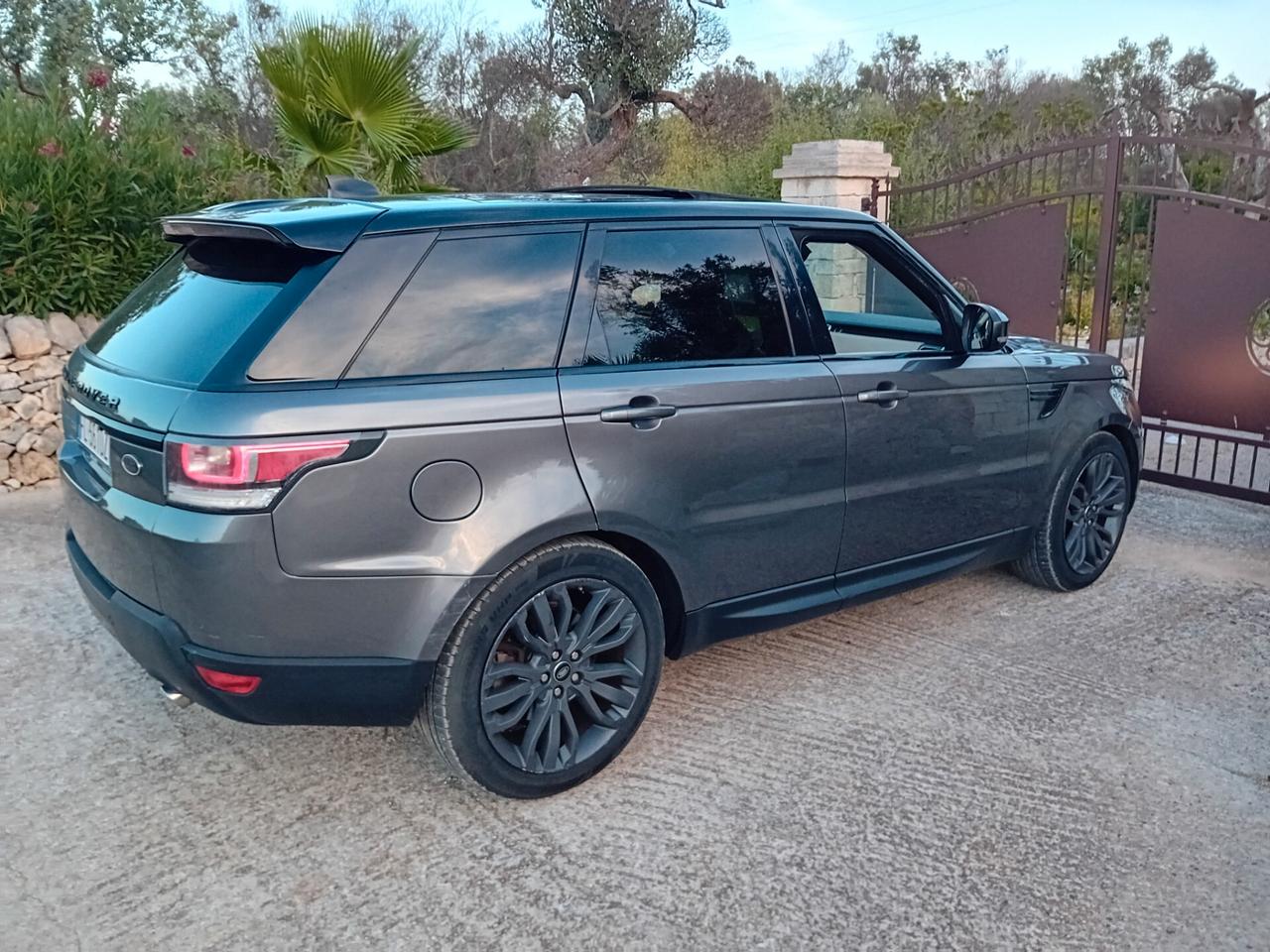 Land Rover Range Sport 3.0 TDV6 HSE Dynamic