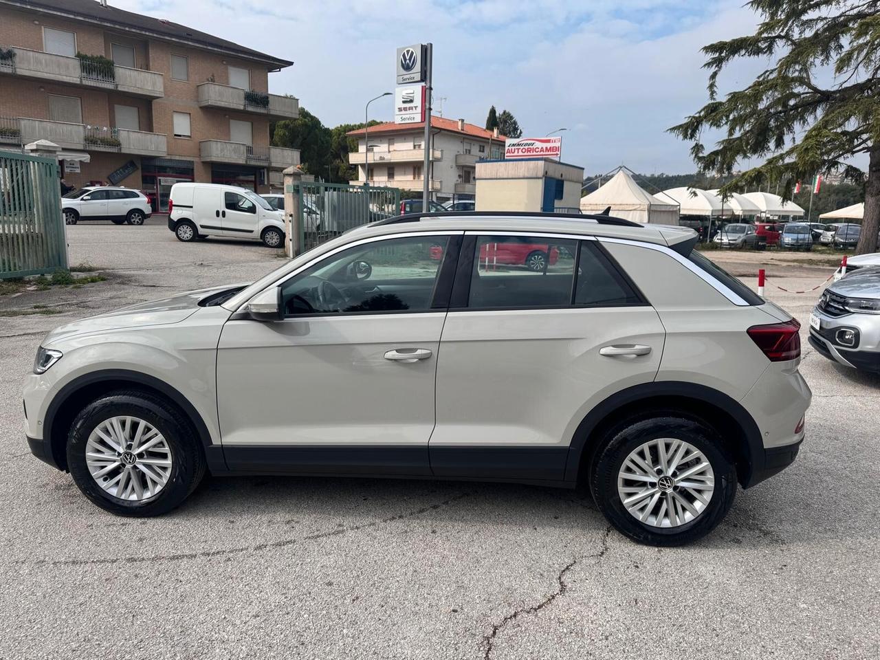 Volkswagen T-Roc 1.0 TSI Life