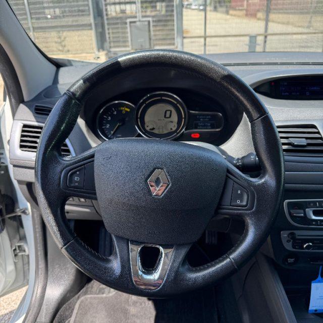 RENAULT Megane STATION WAGON 1.5 DCI AUTOCARRO N1 - 2016