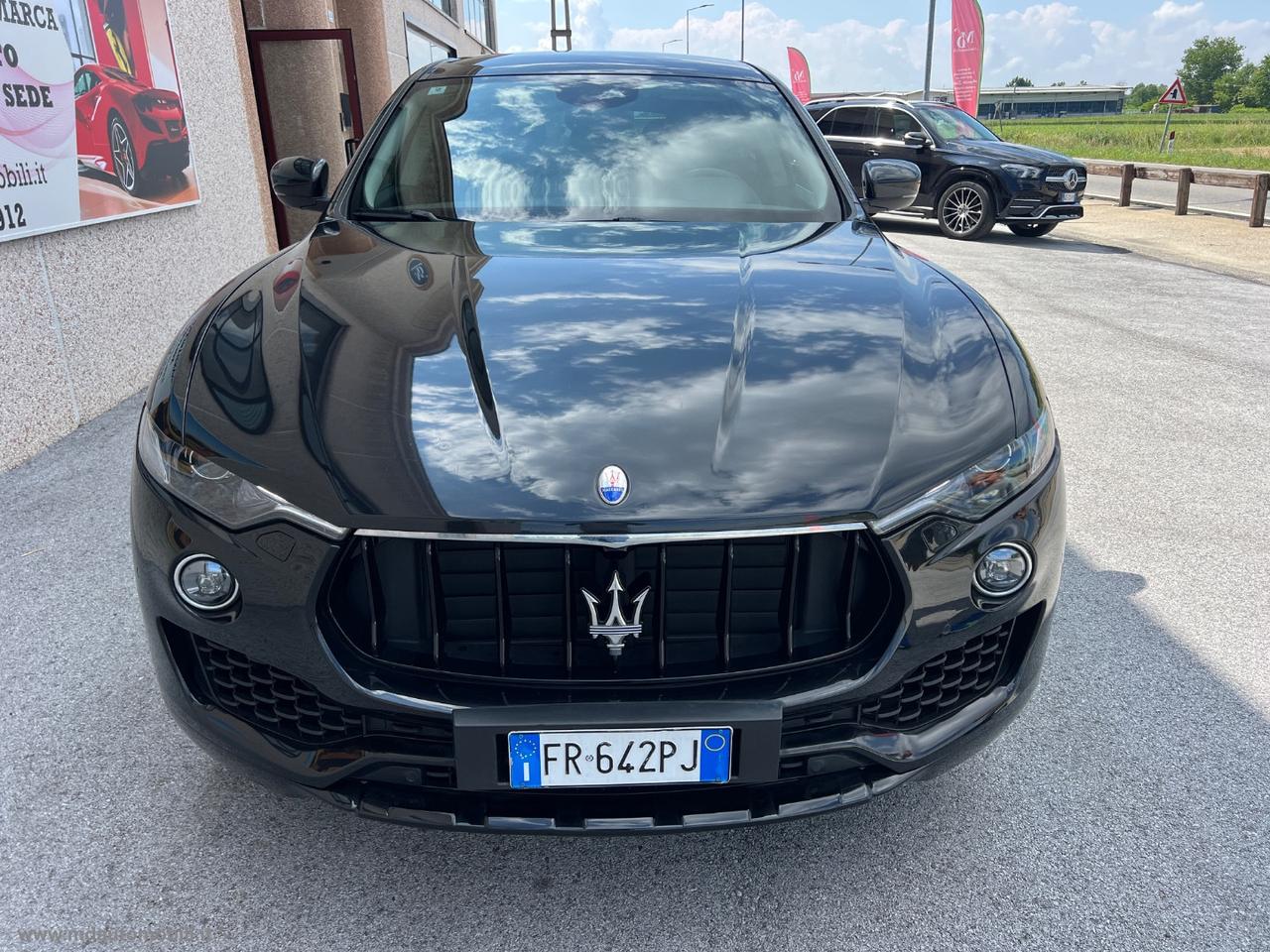 MASERATI Levante V6 Diesel AWD Gransport CAMERA CERCHI 20