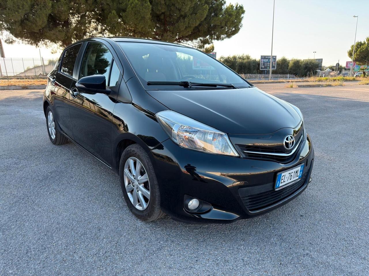 Toyota Yaris 1.4 D-4D 5 porte Lounge