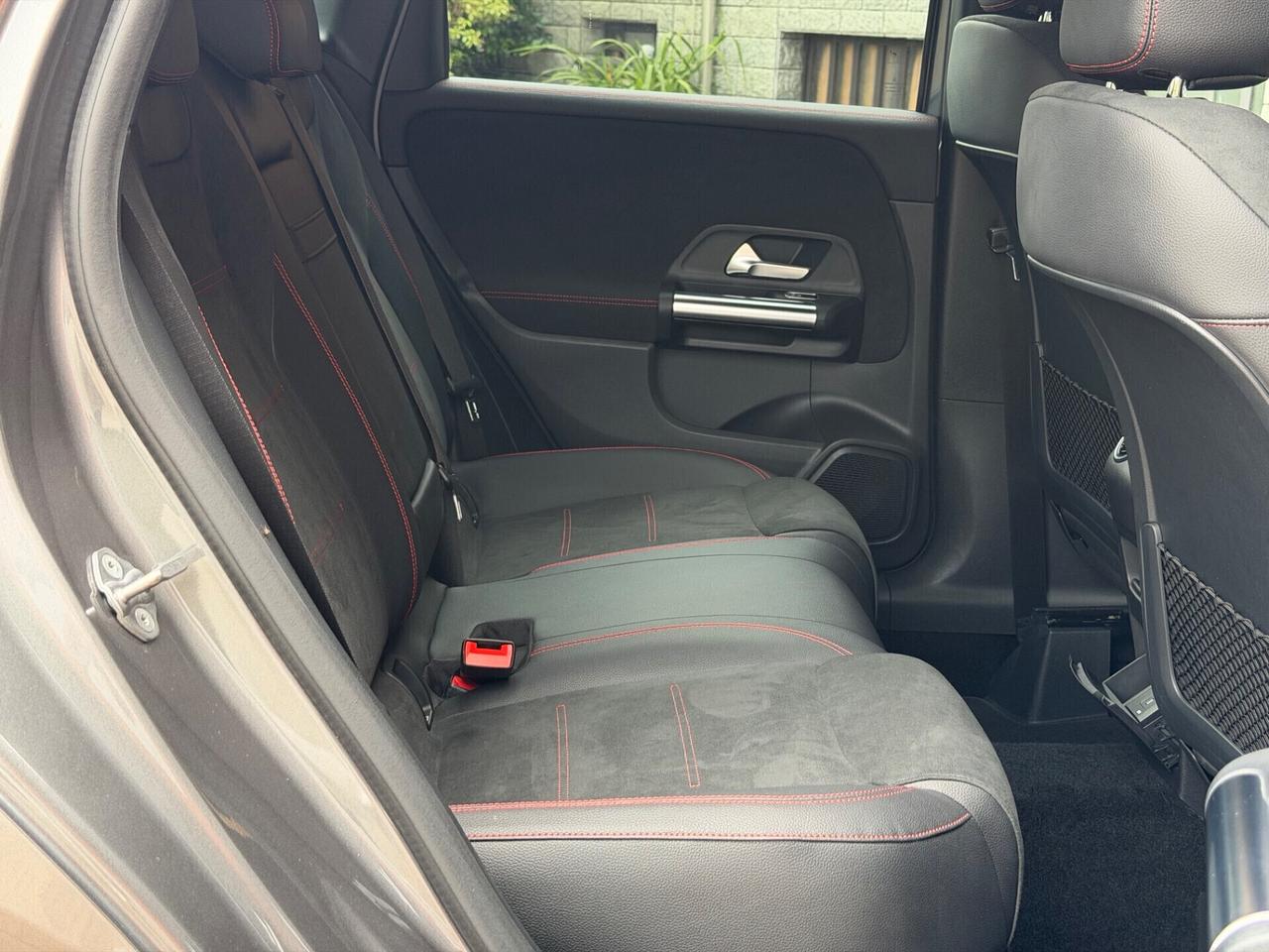 Mercedes-benz B 180 d Premium OK NEOPATENTATI