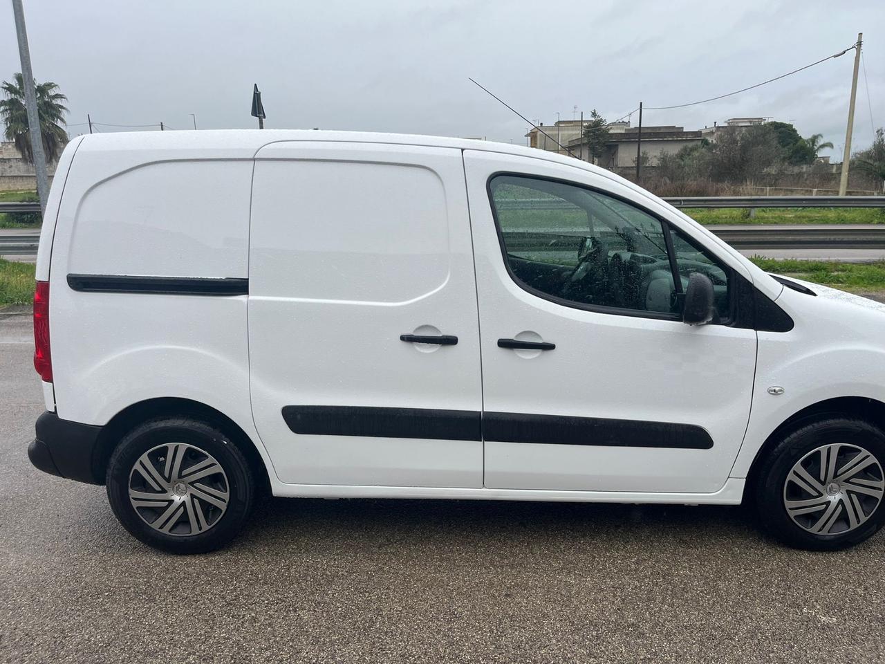 Citroen Berlingo BlueHDi Van 3 posti Unipro 2015
