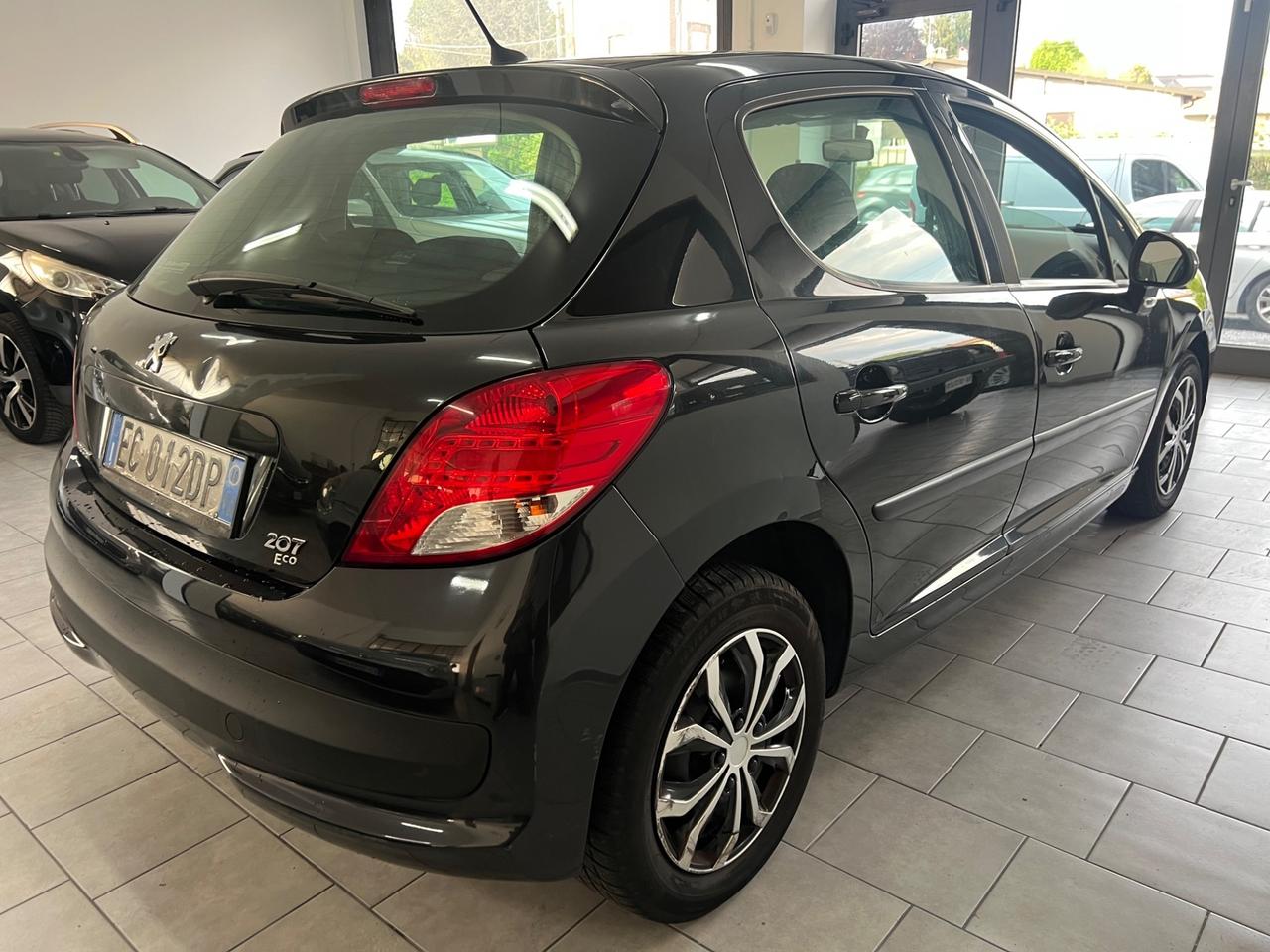 Peugeot 207 1.4 8V 75CV 5p.ECO GPL 120000KM