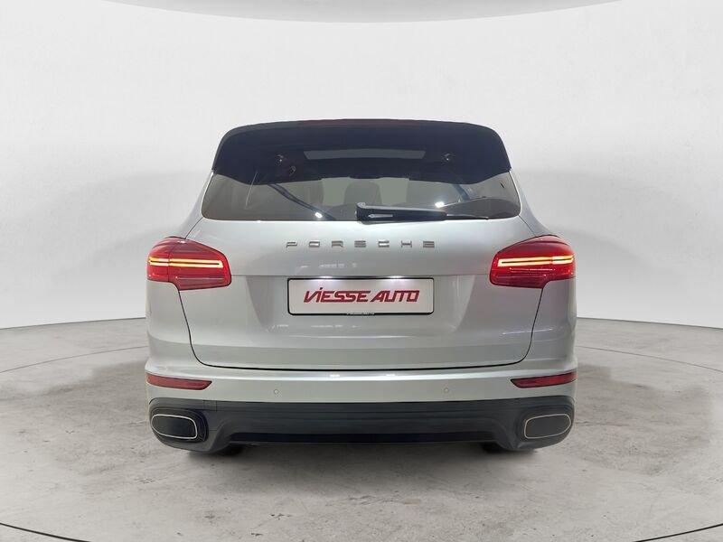 Porsche Cayenne Diesel Platinum Edition 262 CV