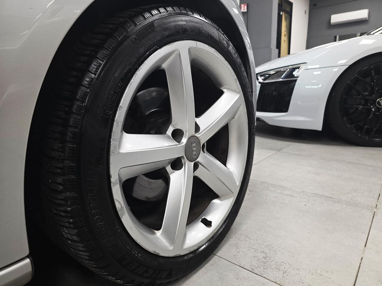 Audi A5 2.0 TFSI 180 CV Ambition