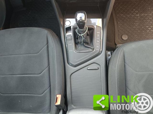 VOLKSWAGEN Tiguan 2.0 TDI 150 CV SCR DSG Elegance