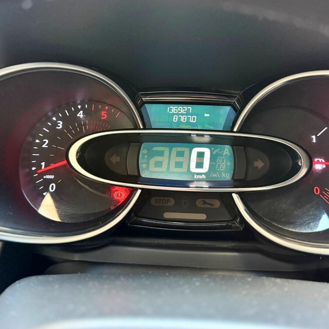 Renault Clio 2017 **NEOPATENTATI**