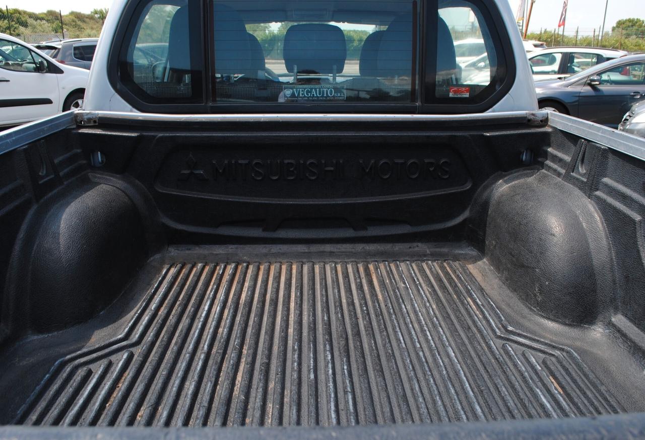 MITSUBISHI L 200 2.5 DID 136 CV