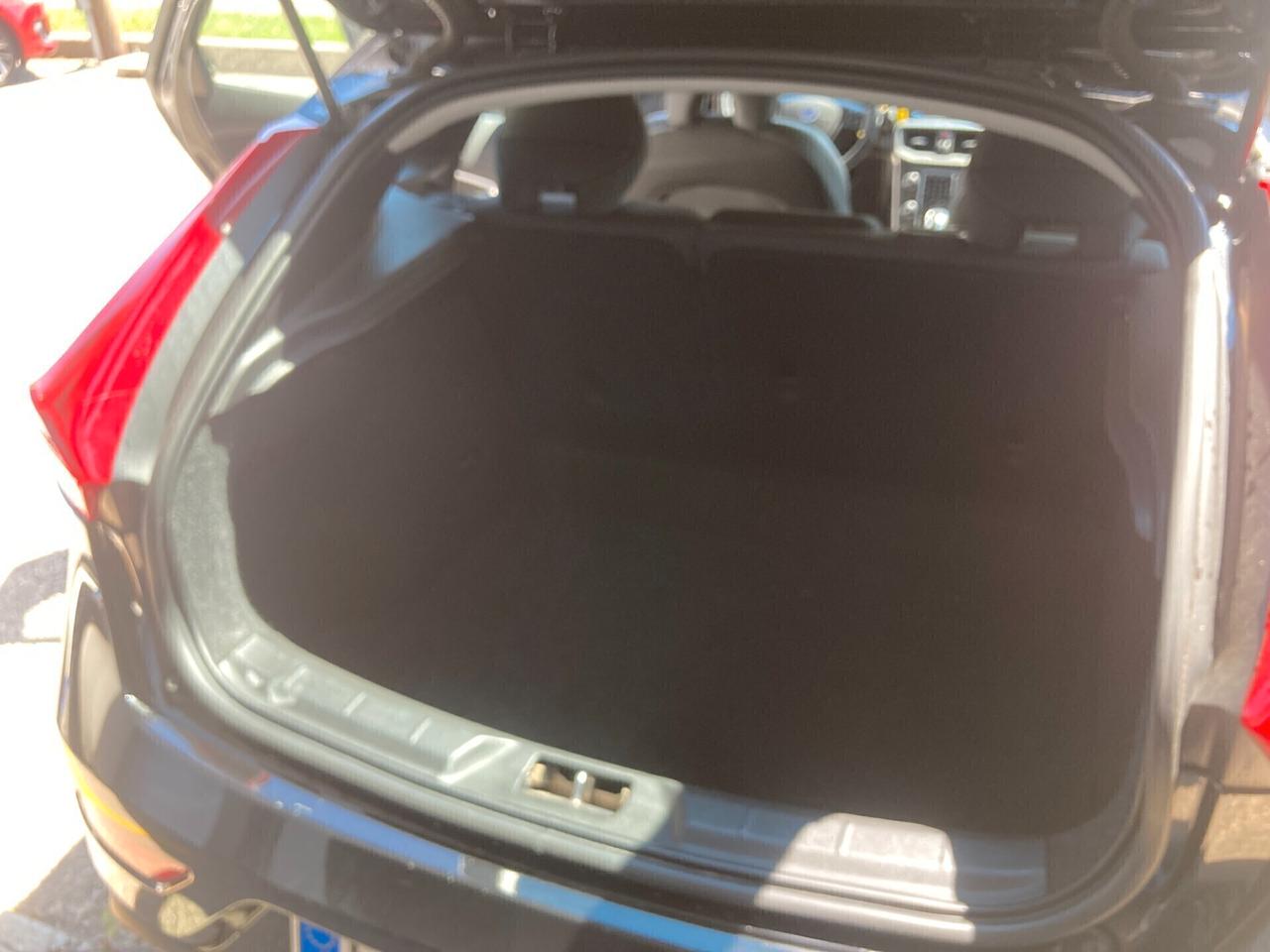 Volvo V40 D2 Geartronic Kinetic