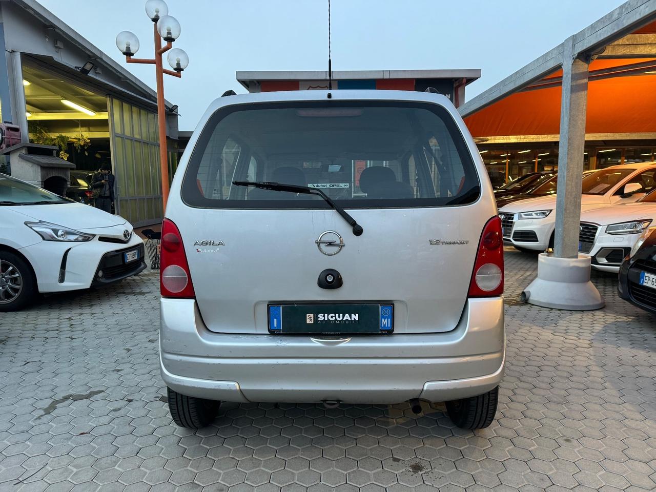 Opel Agila 1.2 16V Edition