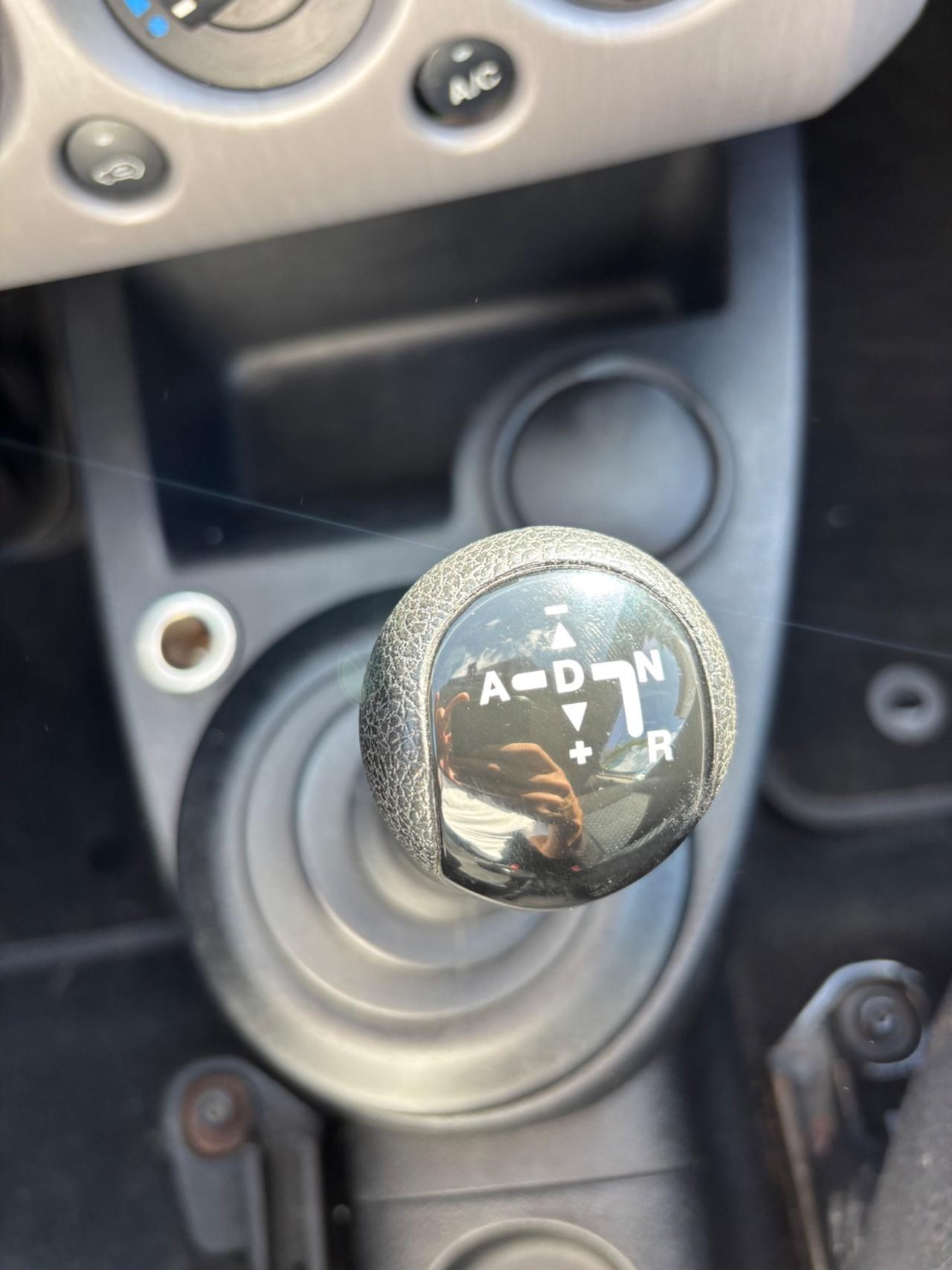 FORD FIESTA 1.4 TDCI 68CV CAMBIO AUTOMATICO