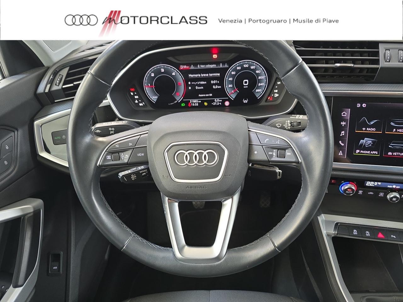 Audi Q3 35 2.0 tdi business advanced