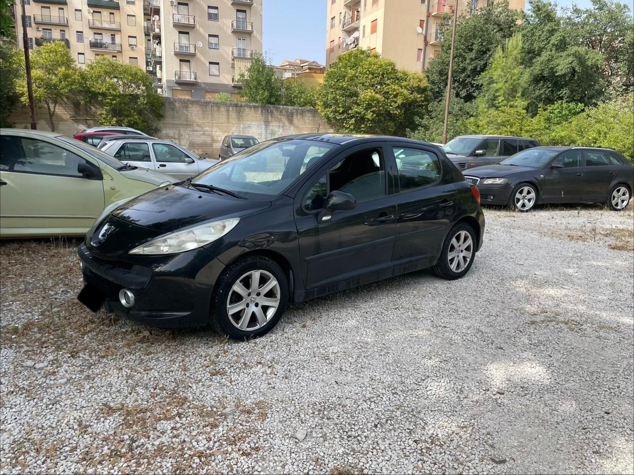Peugeot 207 1.6 HDi 90CV 5p. XS
