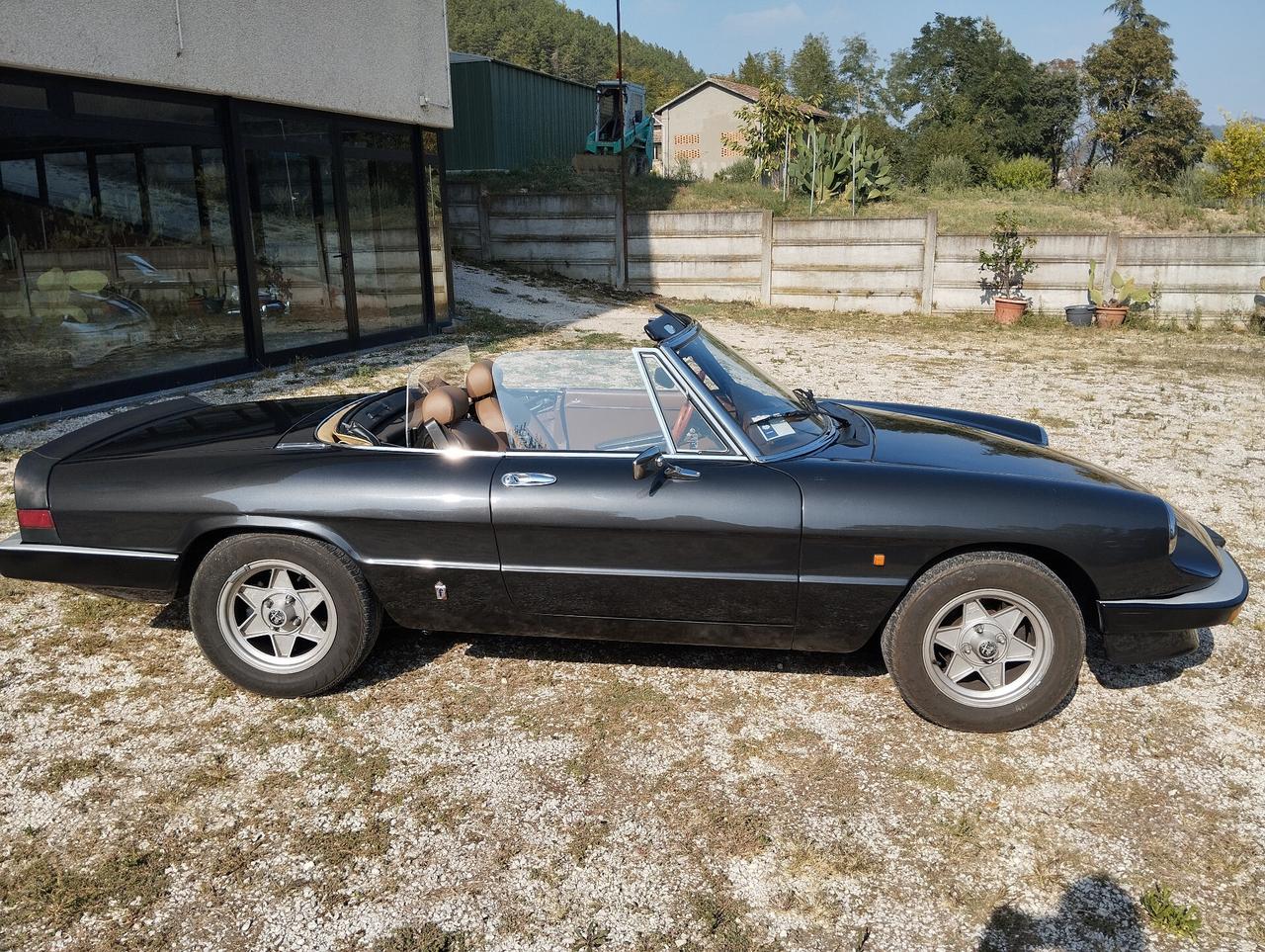 Alfa Romeo Spider 1600