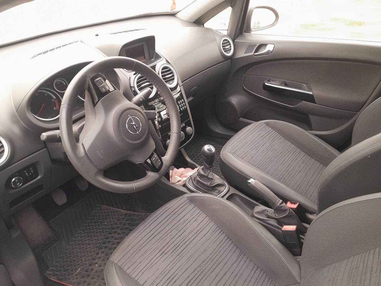 Opel Corsa 1.3 CDTI MOTORE FUSO