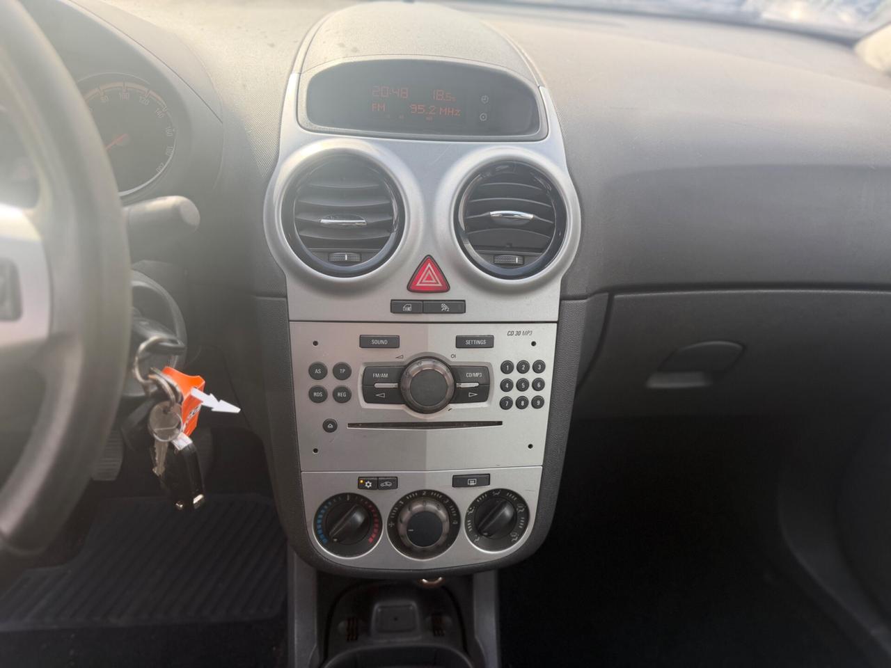 Opel Corsa 1.2 85CV 5 porte GPL-TECH Club