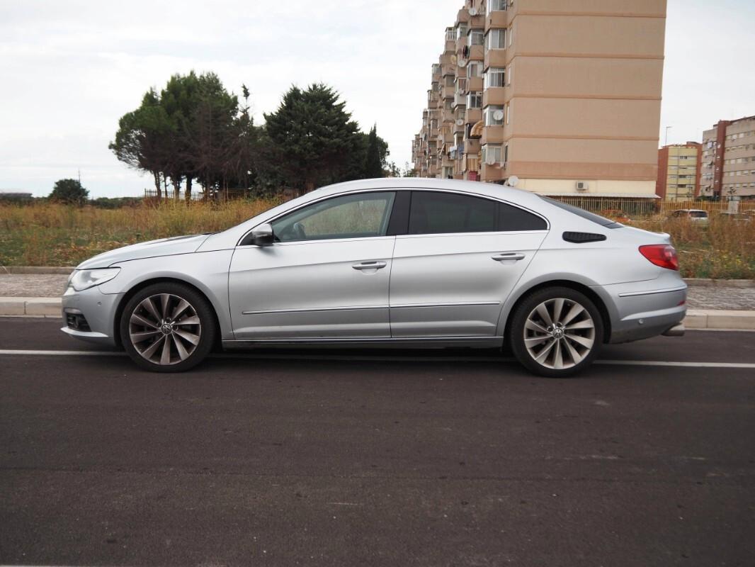 Volkswagen Passat CC 2.0 TDI DPF DSG BlueM. Tech.