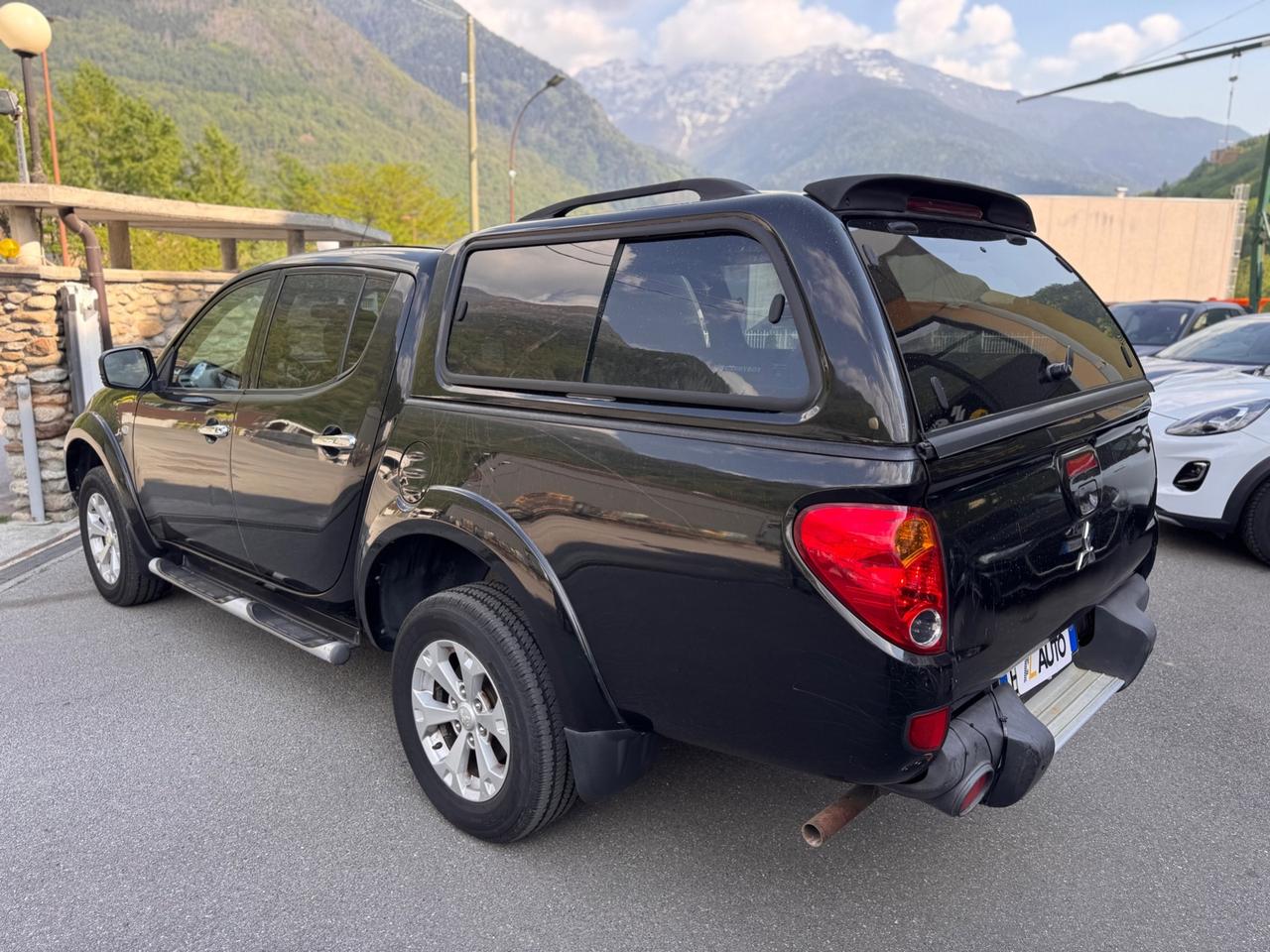 Mitsubishi L200 2.5 DI-D/178CV DC Intense Plus
