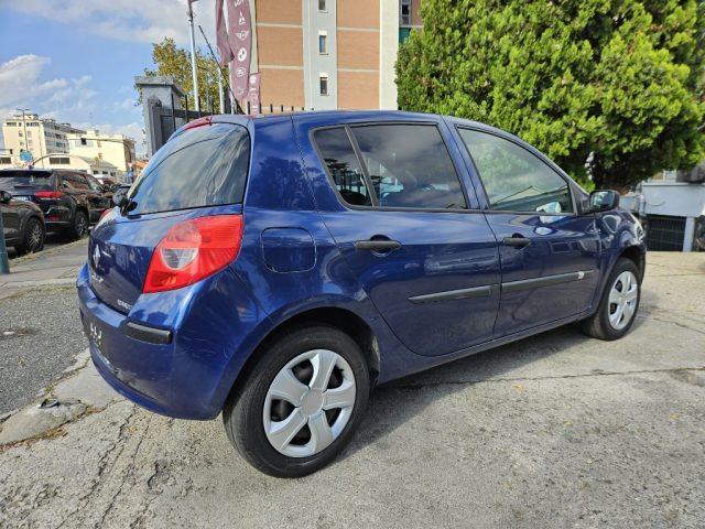 RENAULT Clio 1.2 16V 5 porte Confort