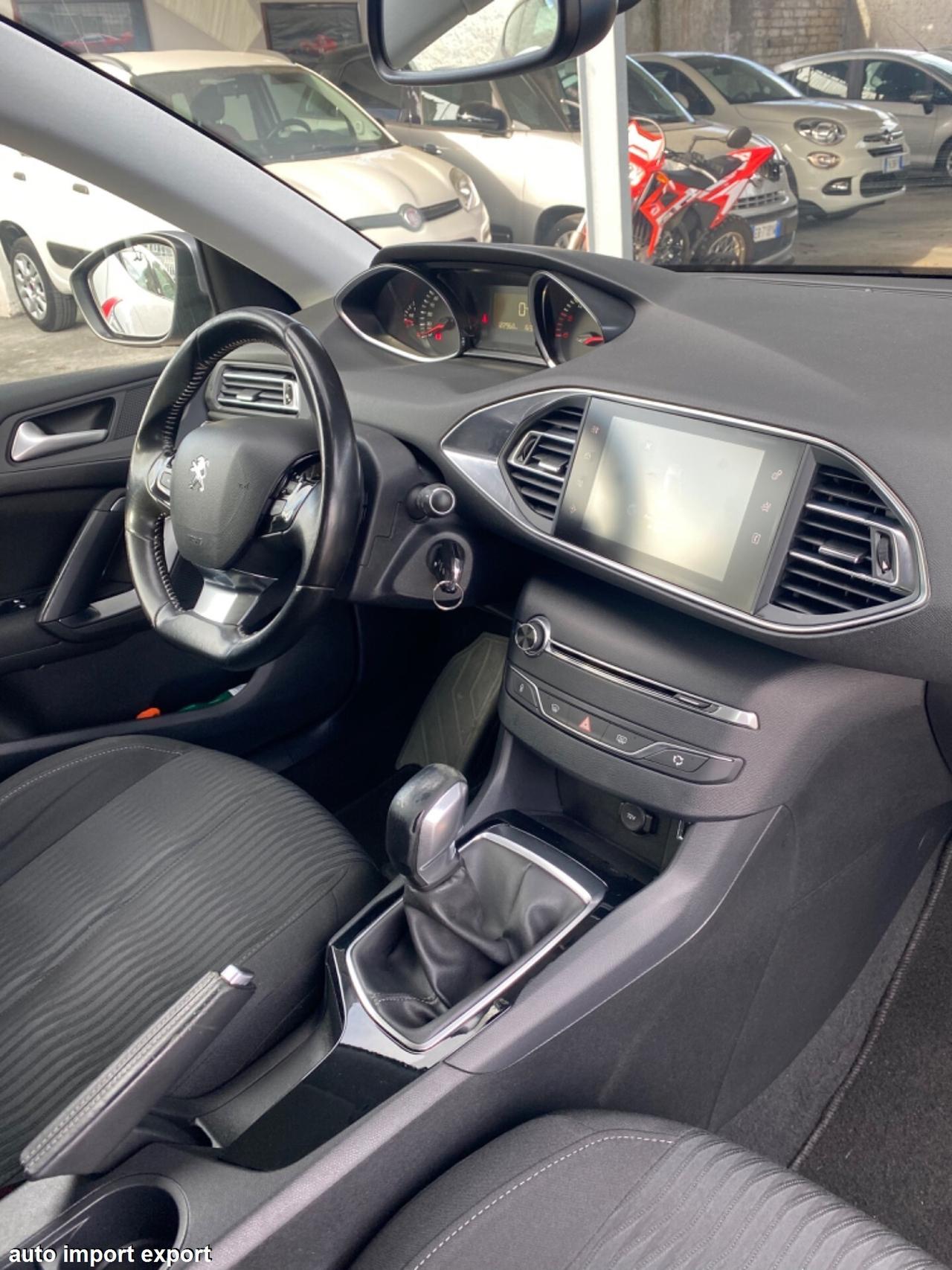 Peugeot 308 1.5 HDI Fine 2015 Full Led Navi