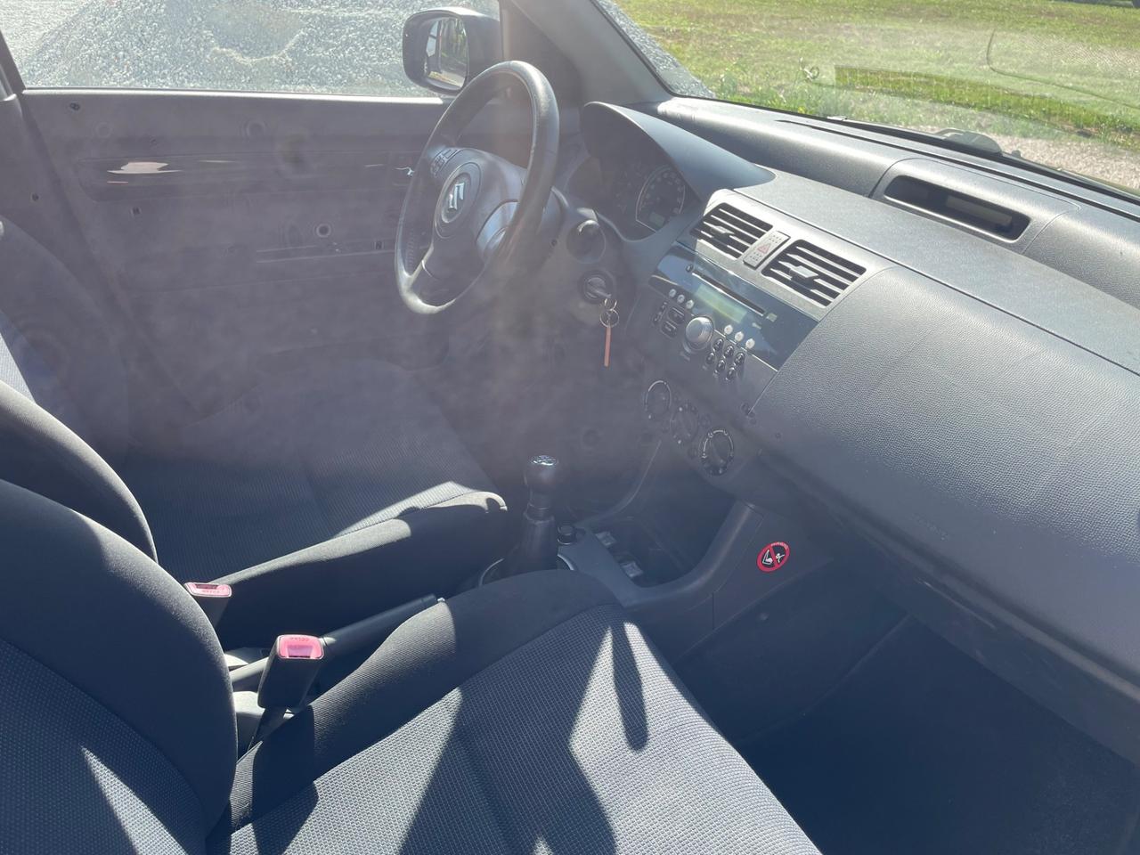 Suzuki Swift 1.3 5p. GLX