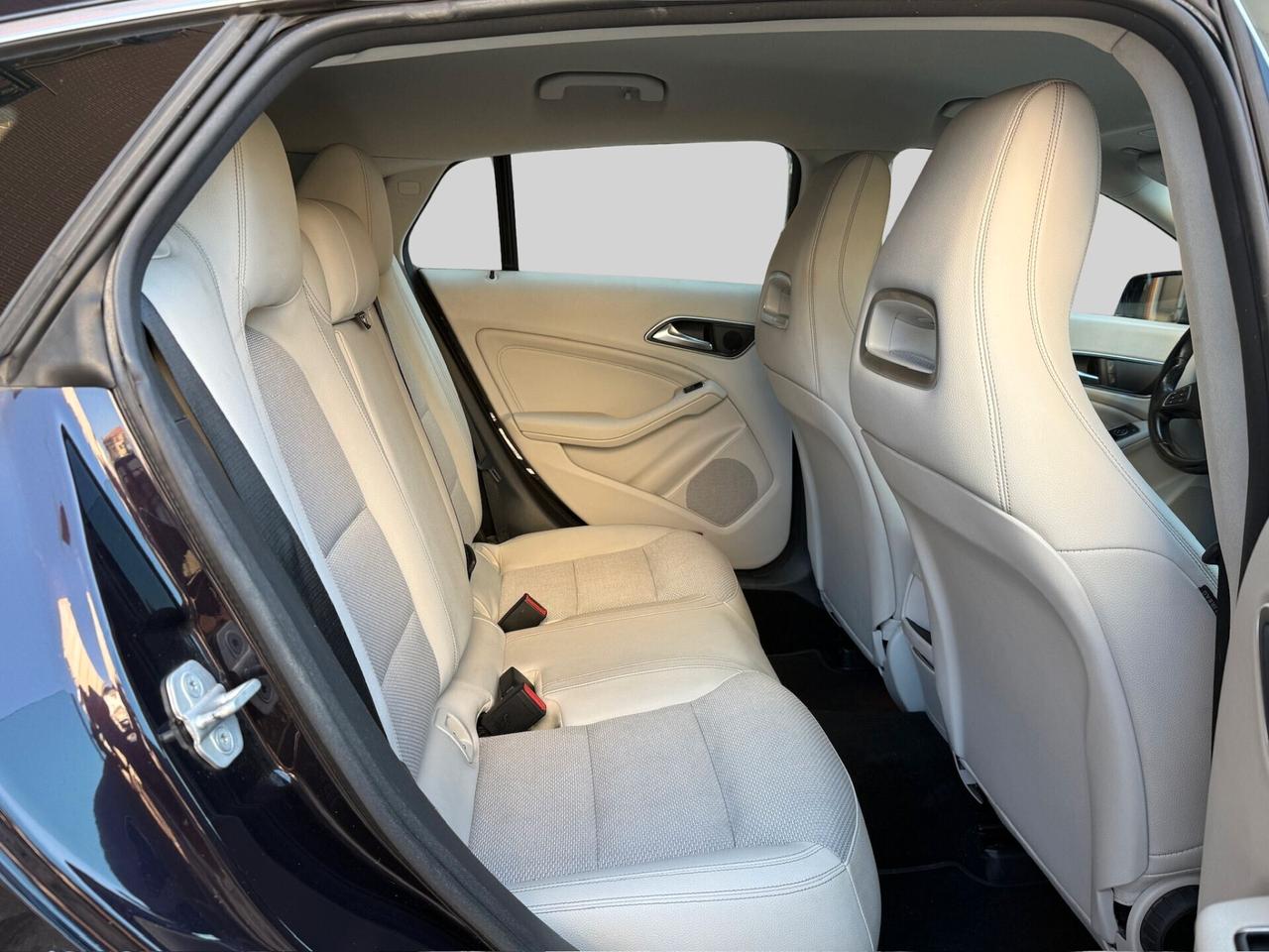 Mercedes-benz CLA 180 d Business