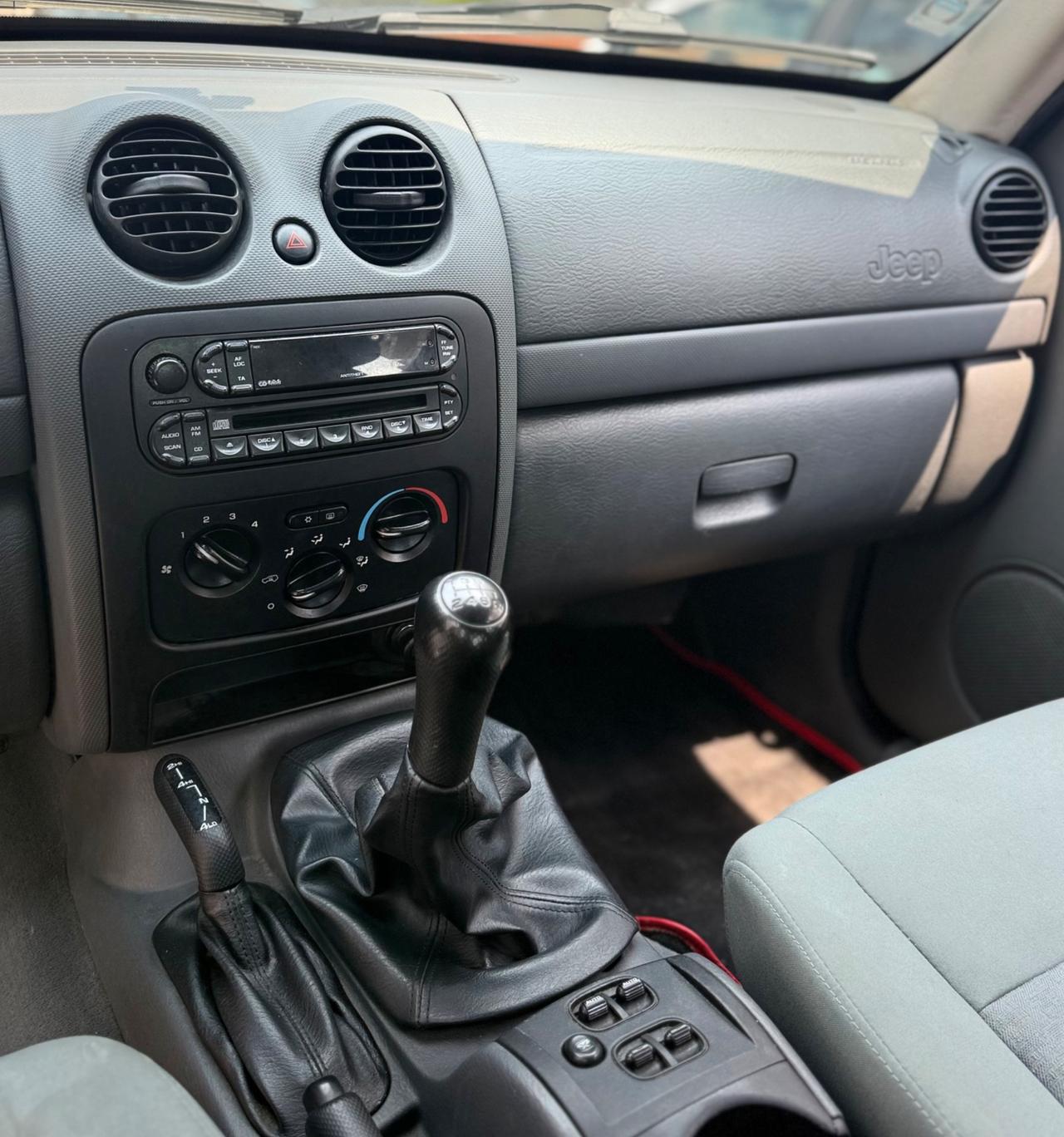 Jeep Cherokee 2.8 Diesel 163 Cv
