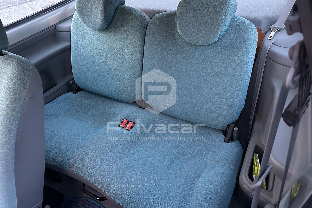 RENAULT Twingo 1.2i cat Ice