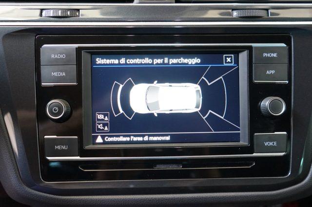 VOLKSWAGEN Tiguan 2.0 TDI 150 CV SCR DSG Life Pari al Nuovo