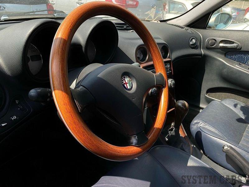 Alfa Romeo 156 156 2.0i 16V Twin Spark cat