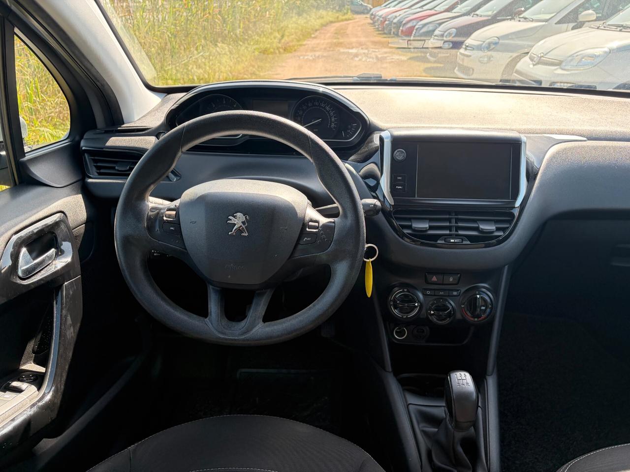 PEUGEOT 208 1.6 HDI ANNO 2018 75CV ADATTA NEOPATENTATI