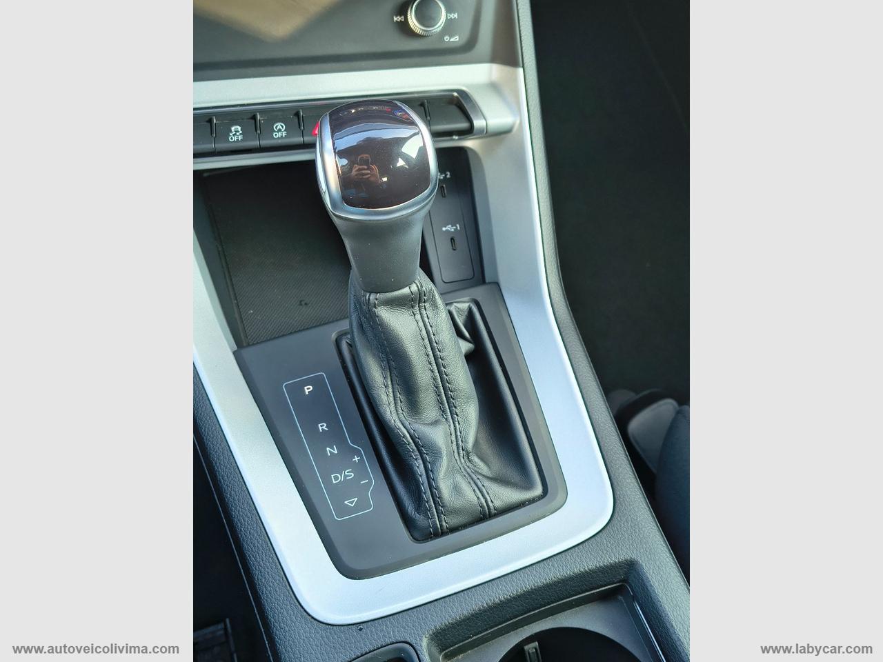 AUDI Q3 35 TDI S tronic Business