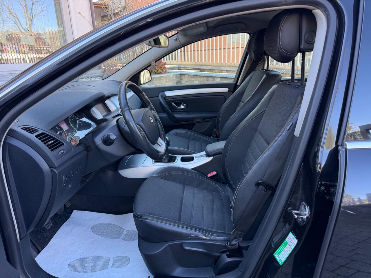 Renault Laguna 2.0 16V Initiale