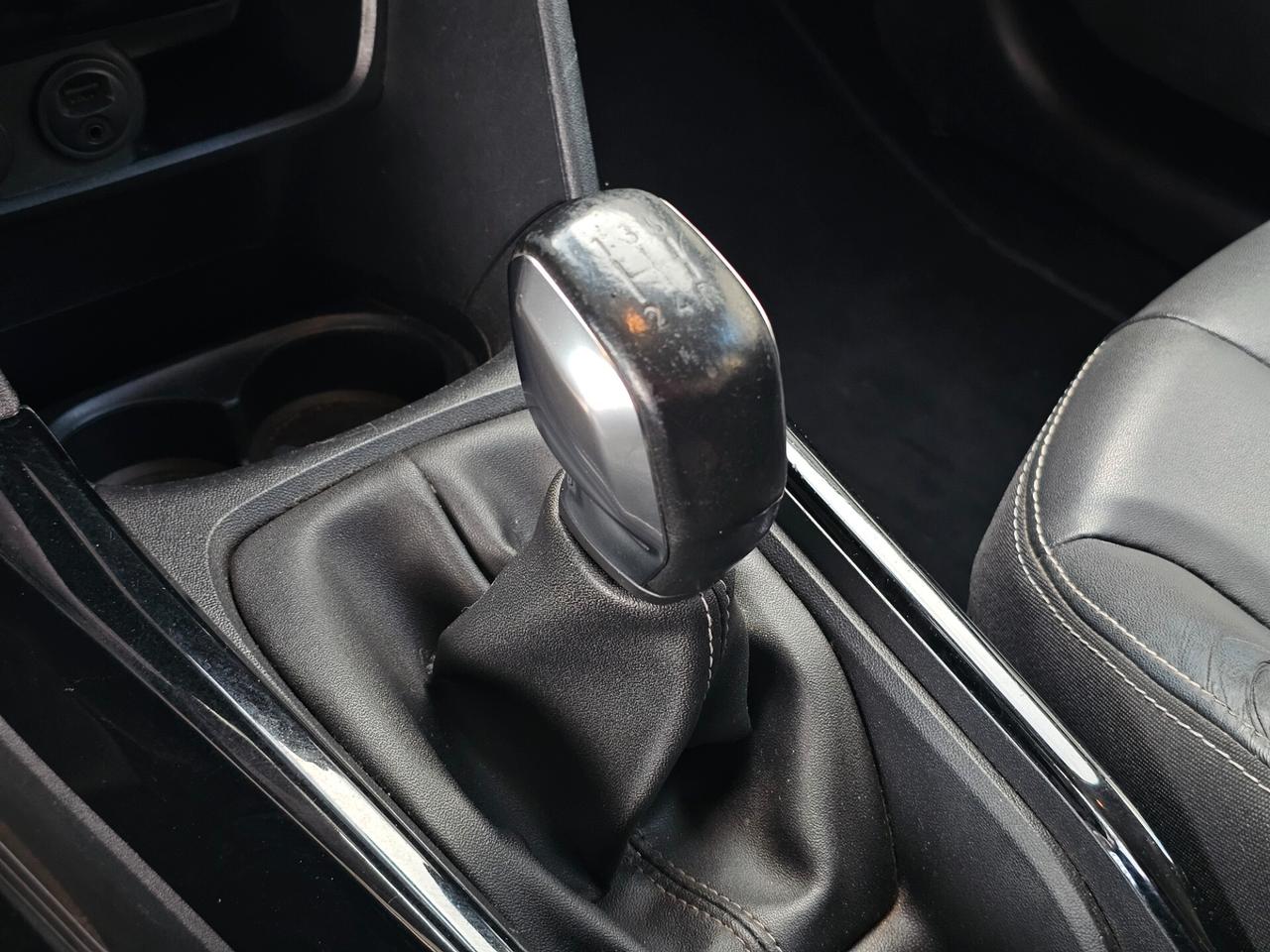 Peugeot 2008 1.6 BlueHDi 100 Allure