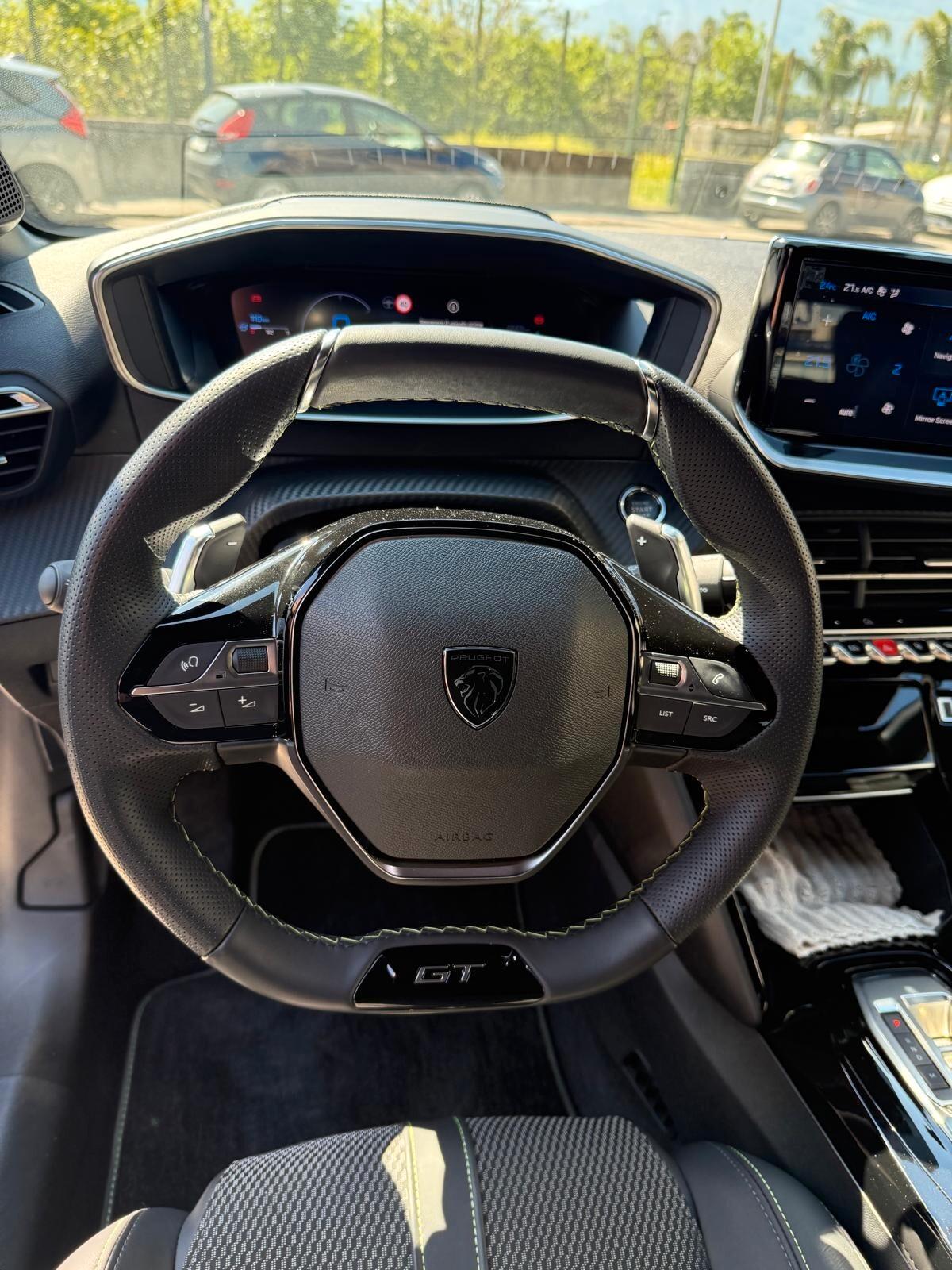 Peugeot 208 Hybrid 145 e-DCS6 GT Exclusive