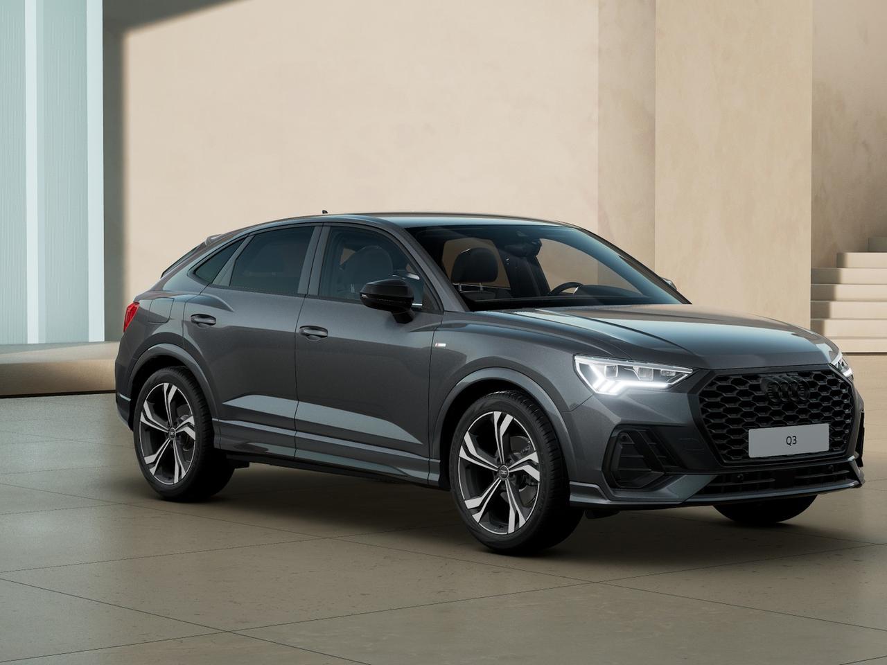 Audi Q3 sportback 35 2.0 tdi identity black s-tronic