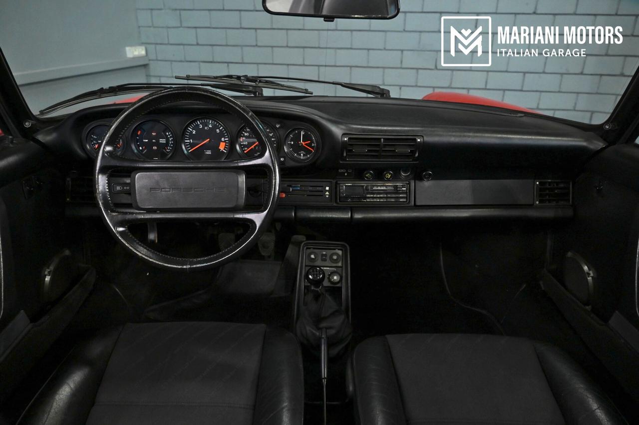 Porsche 911 (930) Carrera 3.2 Targa