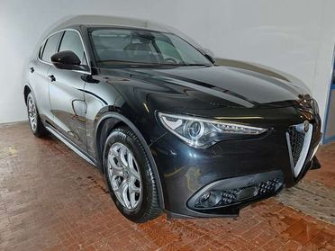 Alfa Romeo Stelvio 2.2d 190cv Q4 Navi + Palette al Volante + Camera