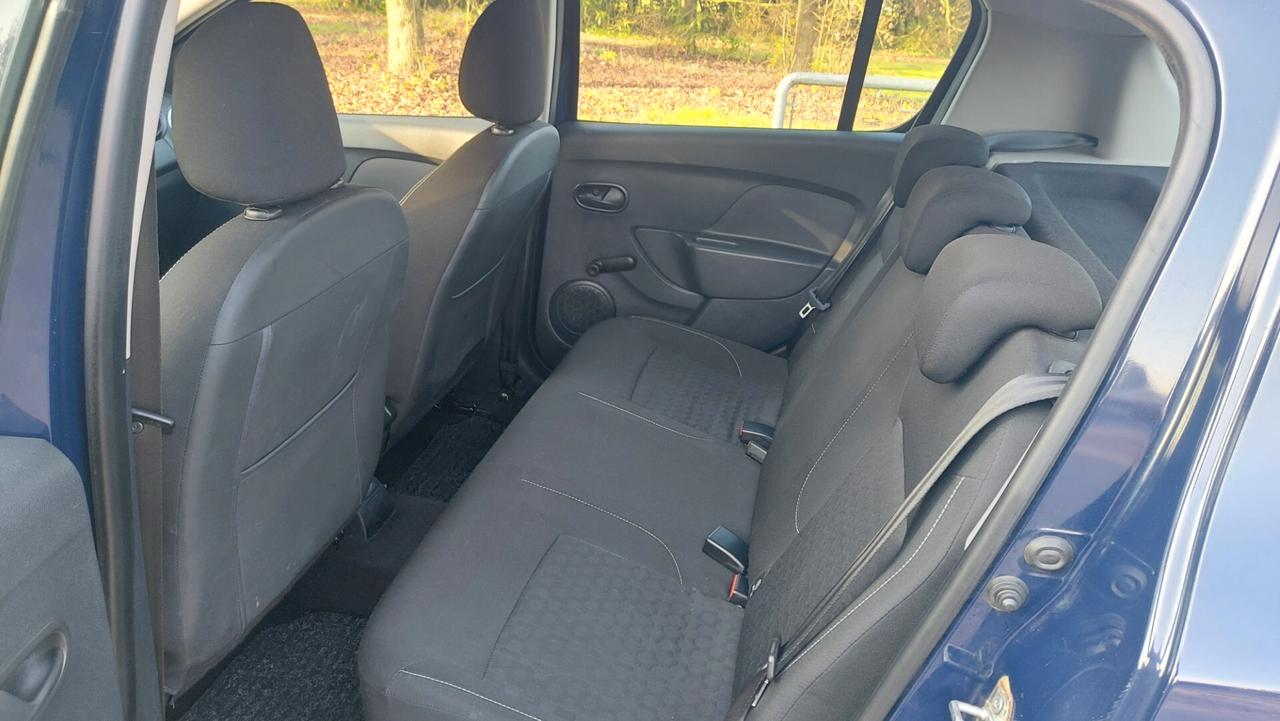 Dacia Sandero 1.5 dCi 8V 75CV Start&Stop SS Lauréate Family