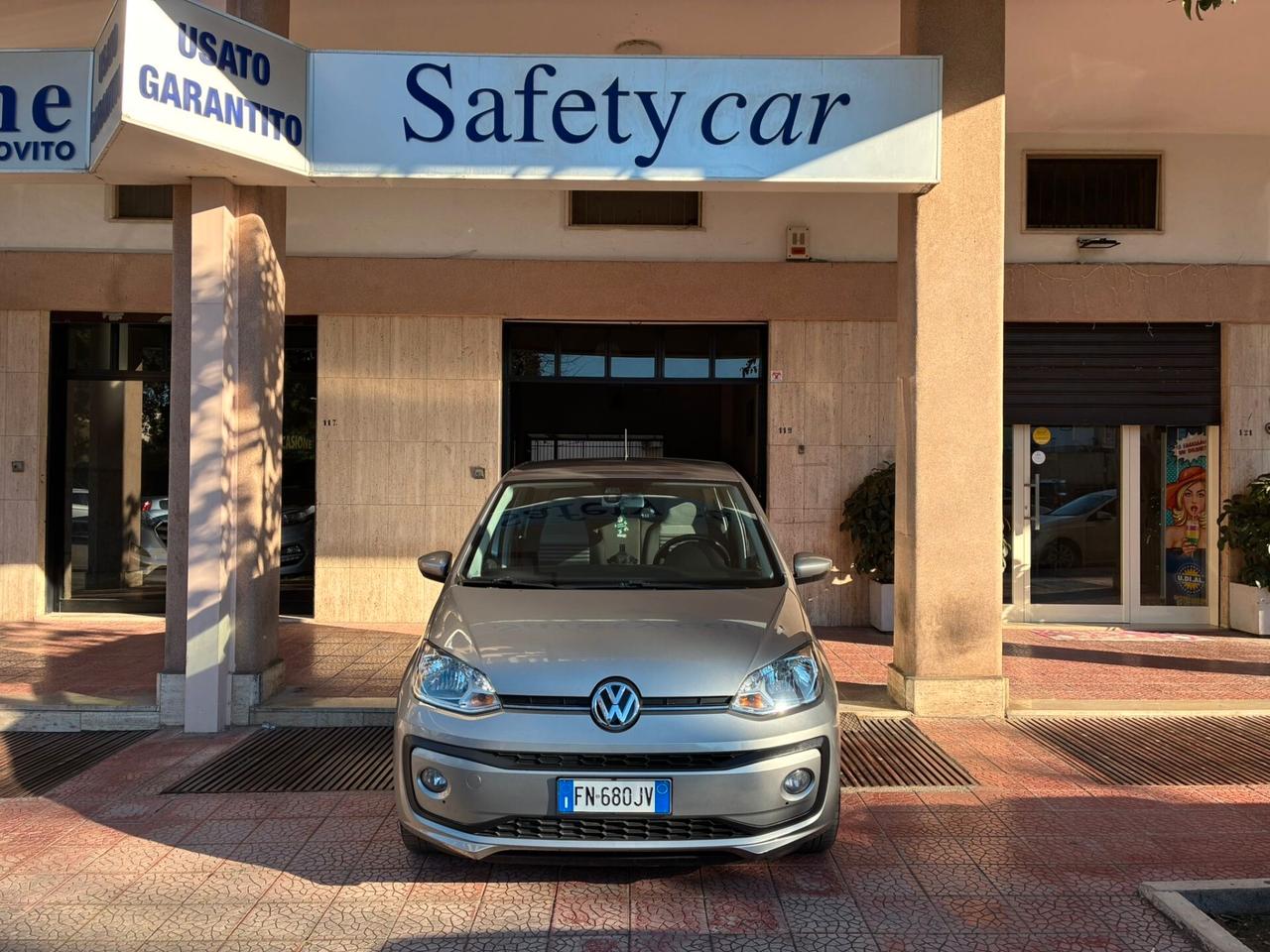 Volkswagen Up 1.0 5p perfetta garantita.18