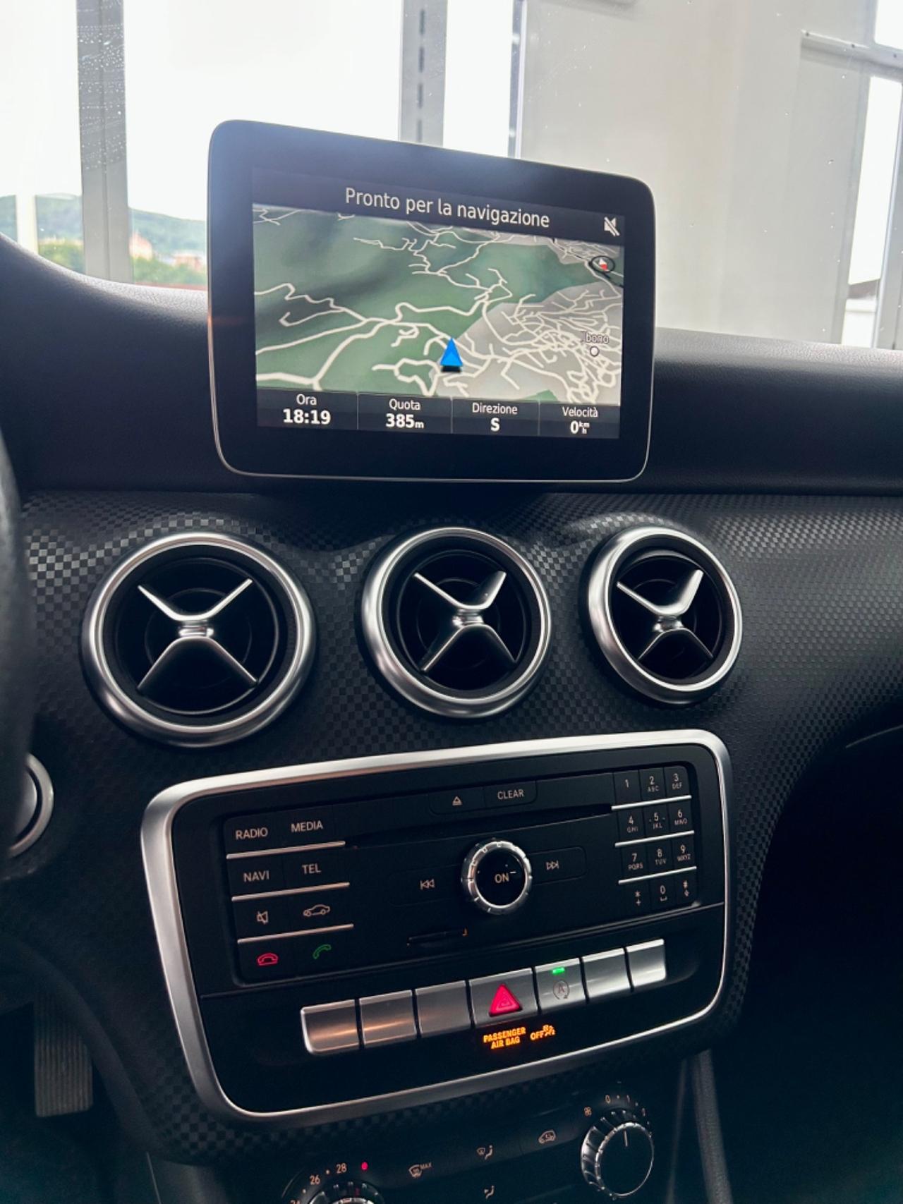 Mercedes-benz CLASSE A 180 d Sport finanziabile