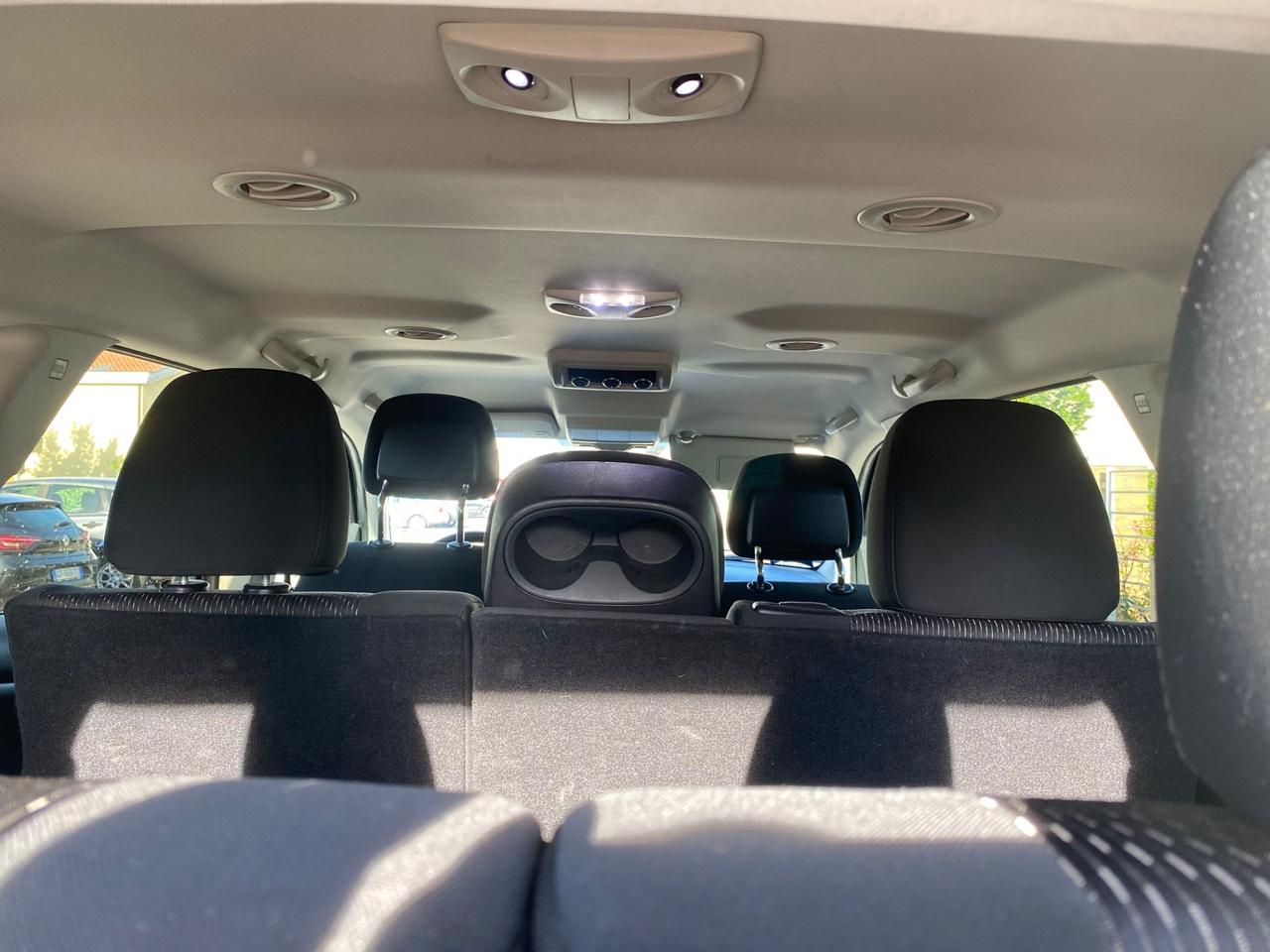 Fiat Freemont 2.0 Multijet 7 POSTI 140cv