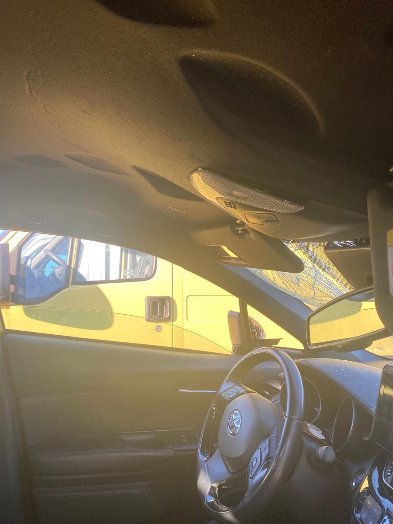 Toyota C-HR 1.8 Hybrid E-CVT Active INCIDENTATA