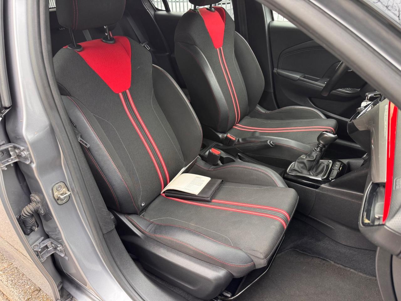 Opel Corsa 1.2 100 CV GS Line neopaten garanzia 12 mesi